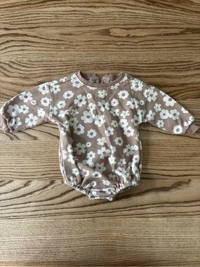 Floral Long-Sleeve Baby Girl One-Piece Bubble Bodysuit